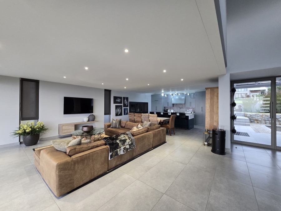 4 Bedroom Property for Sale in Oubaai Western Cape